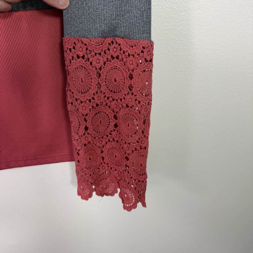 Leopard Print Crochet Sleeve Colorblock Blouse - Picture 4 of 5